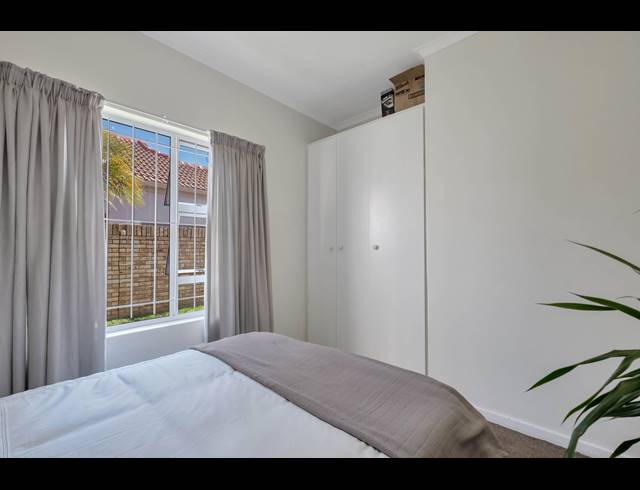 3 BEDROOM TOWNHOUSE FOR SALE IN LINDEN